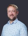 Dr Lee Thornton